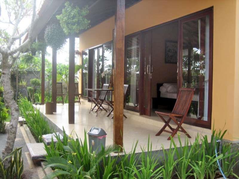 Wayan'S Guesthouse Canggu  Exterior photo