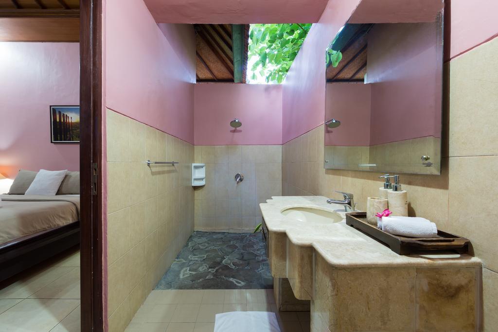 Wayan'S Guesthouse Canggu  Exterior photo