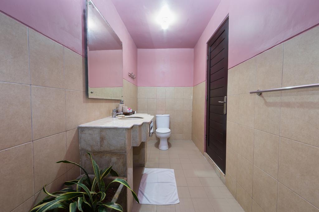 Wayan'S Guesthouse Canggu  Exterior photo
